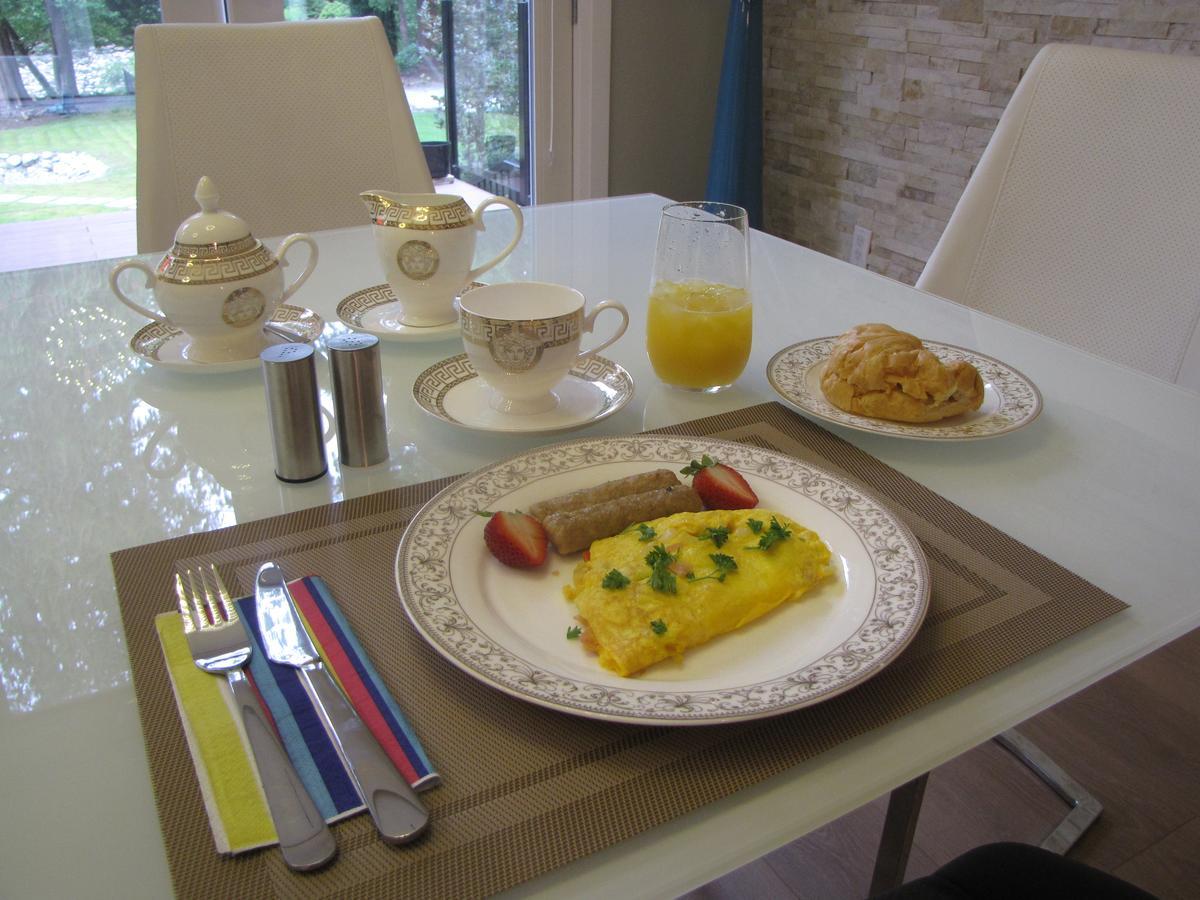 Riverfront Bed And Breakfast Lynn Creek Kültér fotó